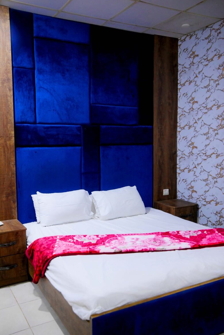 Low price hotel in Karachi for family